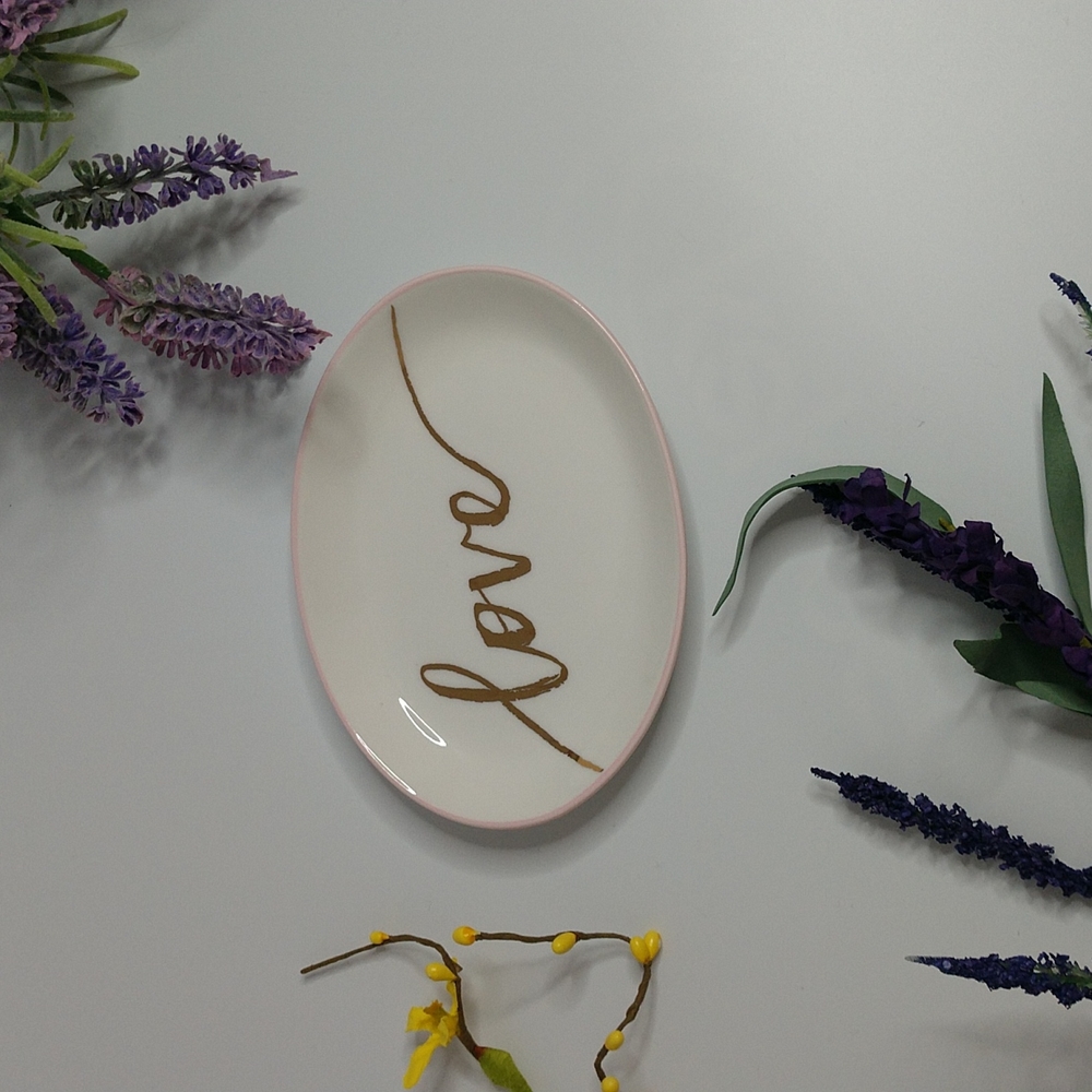NEW AND BEAUTIFUL Love Ring Dish/Jewelry Tray - Picture 1 of 5